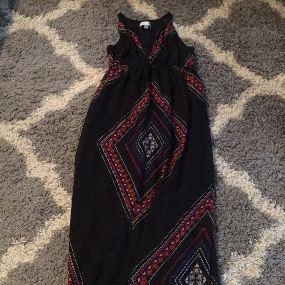 Maternity maxi dress